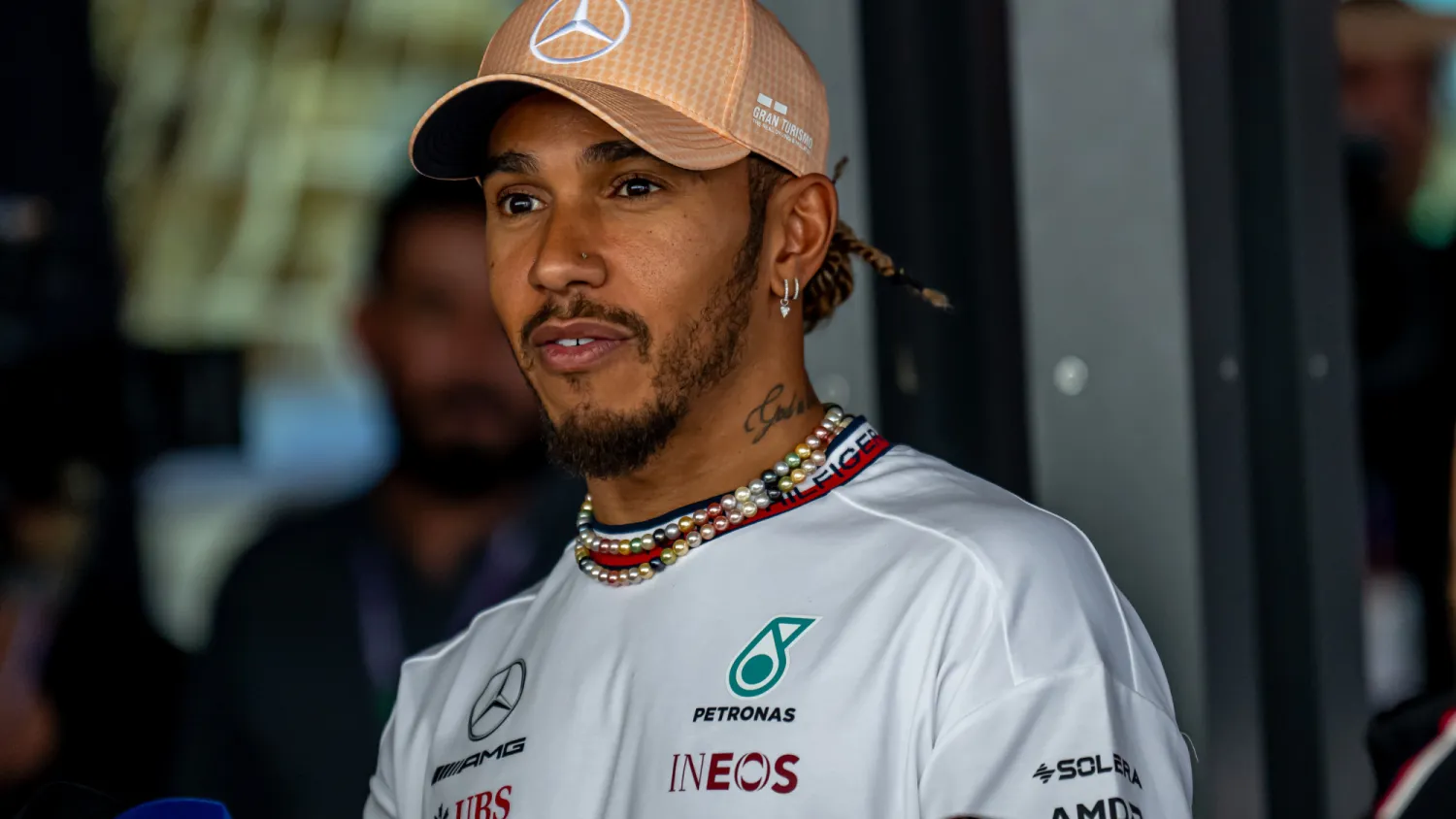 Hamilton: Gaza war ‘difficult to understand in F1 bubble’ - Blog Explora